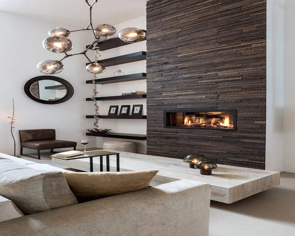 Flimrende akustiklameller eller smukt genbrugstræ og lækker akustik ?