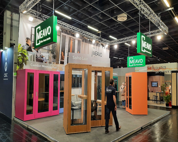 Meavo møde og telefonbokse - Messe i Tyskland.