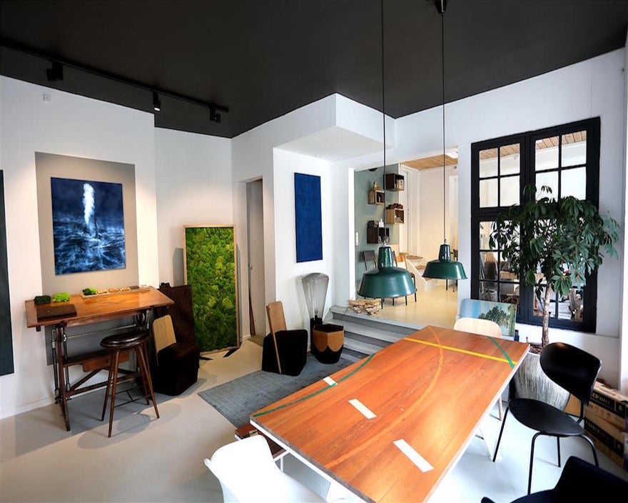 Outlet med vintage designmøbler, arkitektlamper, designfund mv.