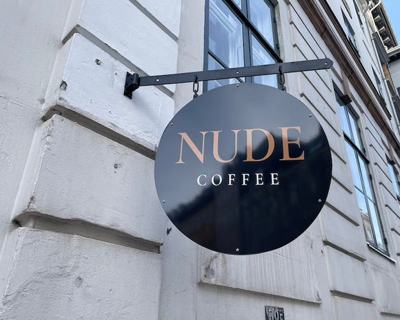 Nude Coffee vælger 2rethink & upcyclede tekstilfliser