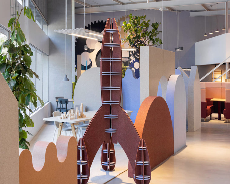 REFELT. 9 mm akustikfilt. 9 stk´s pakke. Mål 400x400x9 mm.-2rethink furniture