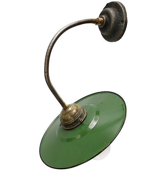 Found. 36 stk. Wall Green – vintage væglampe i grøn emalje