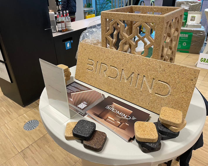 Birdmind. Produktion af inventarplader af risskaller