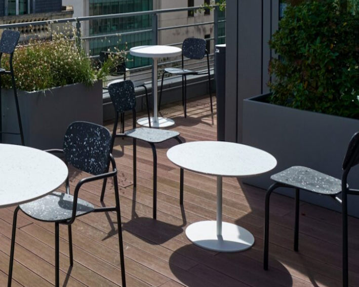 Furniture for good - borde til restaurant, cafe og møder