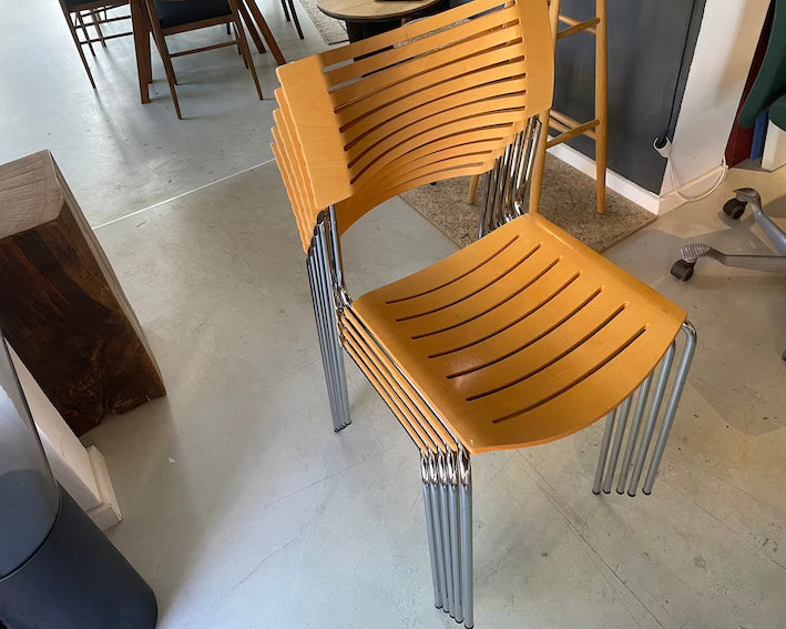 Brugte Fritz Hansen stabelstole - Designet af Kasper Salto