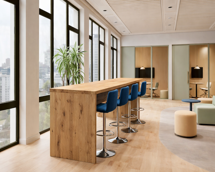 Finværk højbord. Højbord i genbrugs egetræ fra Frankrig.