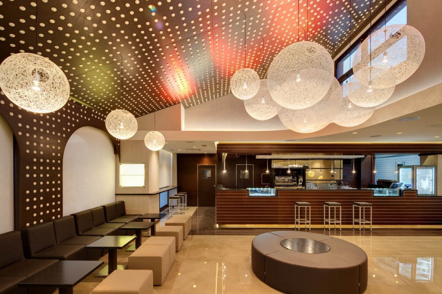 Re-shopping. Nye ideer til shoppingcentre for at øge salg-2rethink furniture